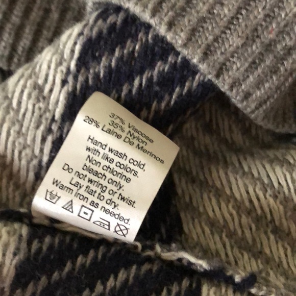 🛍 DONATED J. Crew | Sweater Gray White Blue XXS - Picture 5 of 9